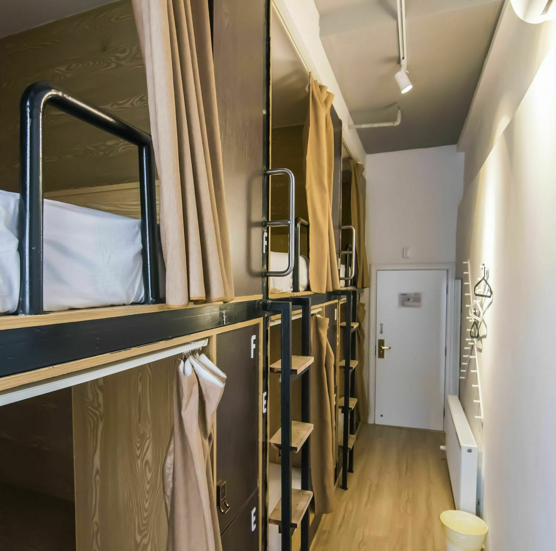 Masherbrum Outdoor Travelling Hostel Thành Đô Ngoại thất bức ảnh